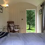 مكان تخييم Blackstairs Shepherds Huts Killedmond