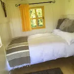 Blackstairs Shepherds Huts Kemping