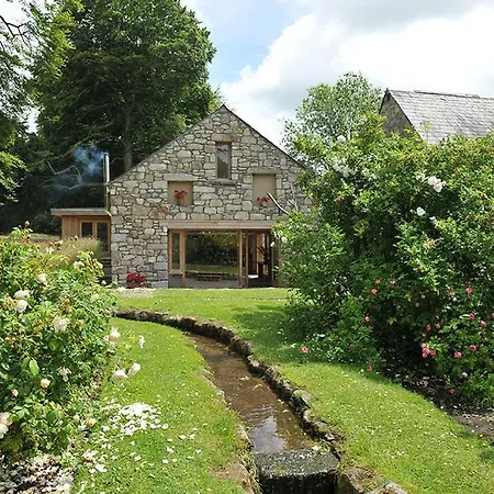 Blackstairs Shepherds Huts * Killedmond