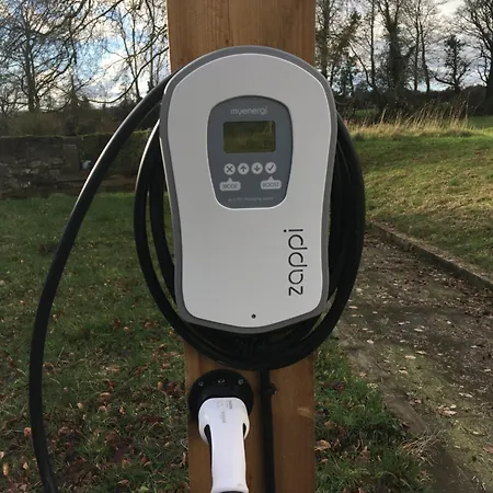 Blackstairs Shepherds Huts אתר קמפינג Killedmond