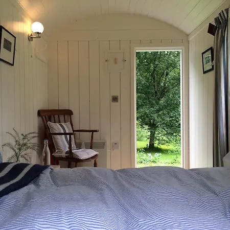 Camping Blackstairs Shepherds Huts Killedmond