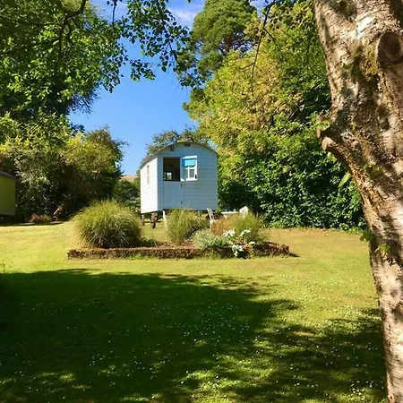 Blackstairs Shepherds Huts Killedmond