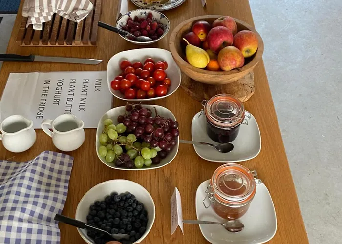 Blackstairs Shepherds Huts Camping