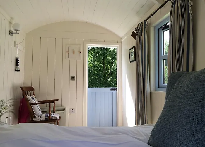 Blackstairs Shepherds Huts Кемпинг *