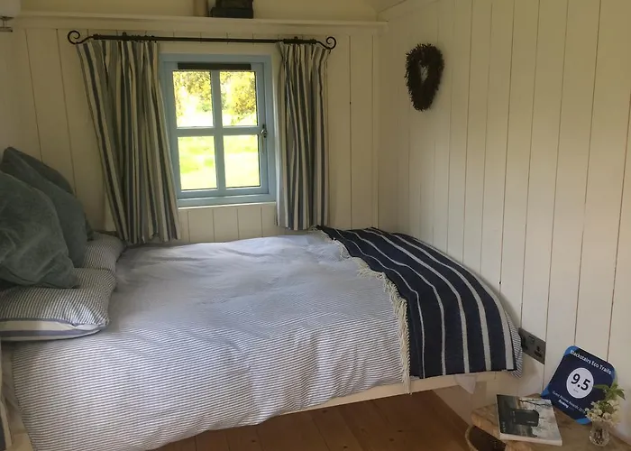 Blackstairs Shepherds Huts *