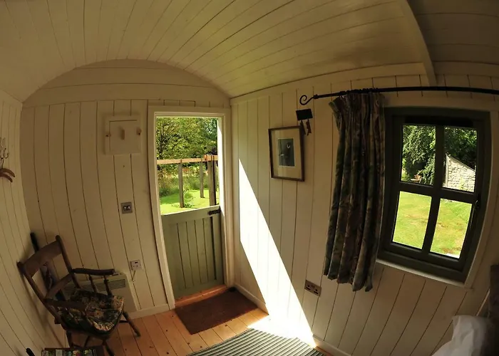 Blackstairs Shepherds Huts Kemping Killedmond